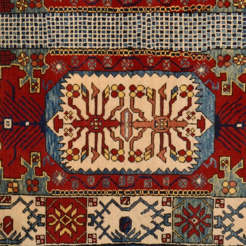 Afghan Oriental Rug 125 × 178 cm, Wool, hand-knotted, antique — view 3