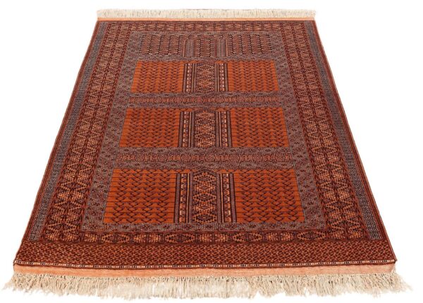 Afghan Oriental Rug 135 × 205 cm, Wool and Silk, hand-knotted — view 2