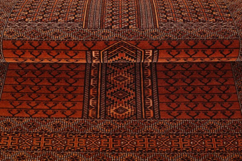 Afghan Oriental Rug 135 × 205 cm, Wool and Silk, hand-knotted — view 8