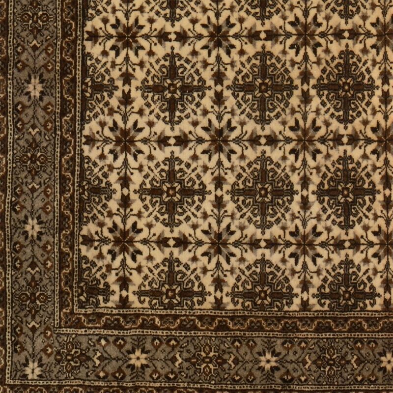 Afghan Oriental Rug 120 × 170 cm, Wool, hand-knotted — view 4 Afghan Oriental Rug 120 × 170 cm, Wool, hand-knotted — view 4