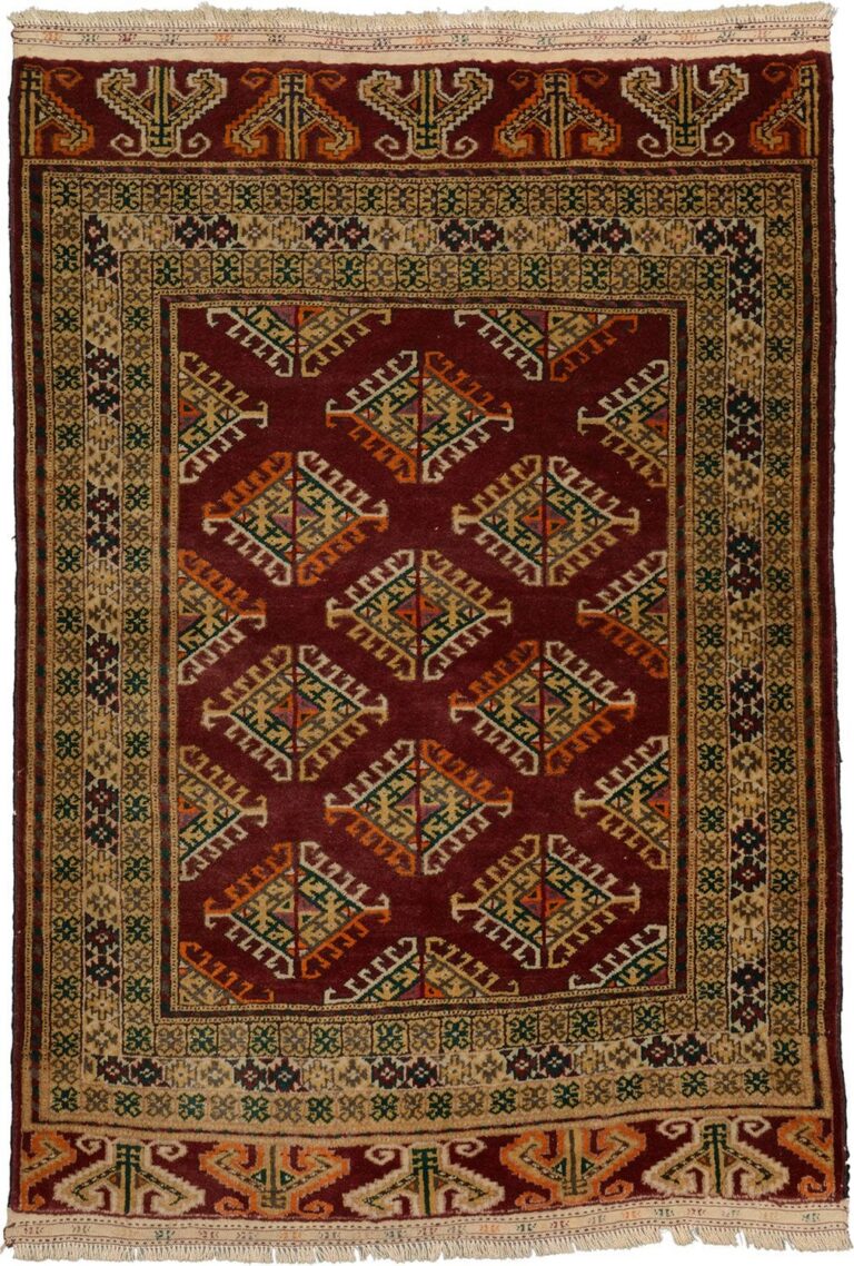 Bukhara Oriental Rug 102 × 145 cm, Wool, hand-knotted, Tekke