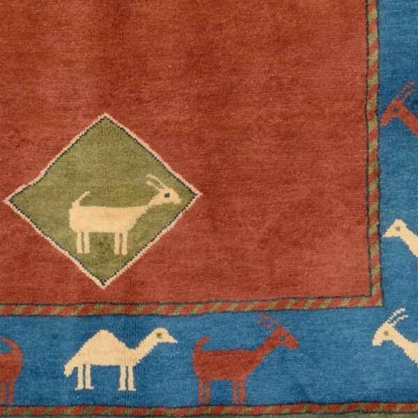 Gabbeh Oriental Rug 146 × 200 cm, Wool, hand-knotted, antique — view 4 Gabbeh Oriental Rug 146 × 200 cm, Wool, hand-knotted, antique — view 4