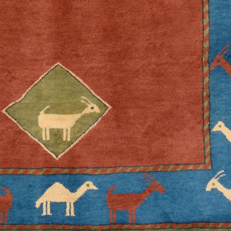 Gabbeh Oriental Rug 146 × 200 cm, Wool, hand-knotted, antique — view 4 Gabbeh Oriental Rug 146 × 200 cm, Wool, hand-knotted, antique — view 4