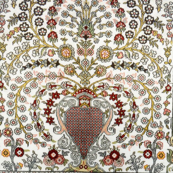 Qom Oriental Rug 121 × 183 cm, Silk, hand-knotted, exclusive — view 4