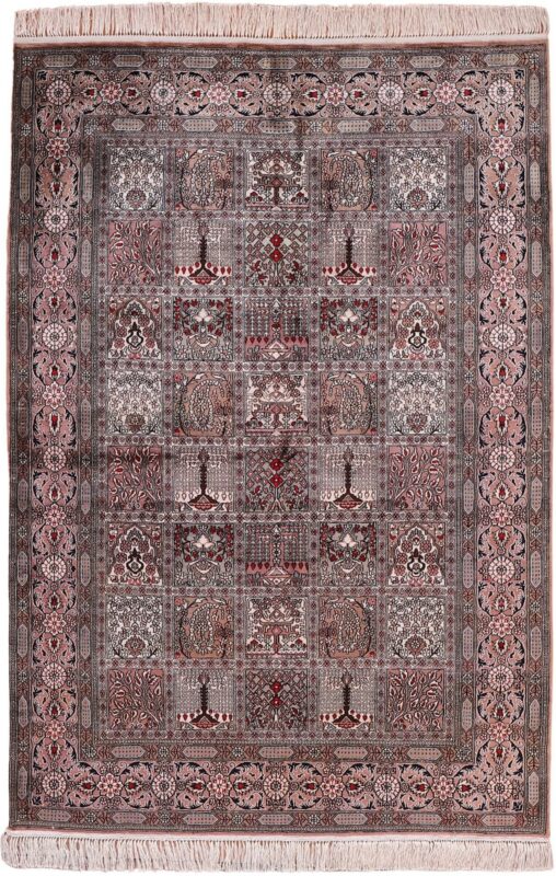 Qom Oriental Rug 127 × 186 cm, Silk, hand-knotted Qom Oriental Rug 127 × 186 cm, Silk, hand-knotted