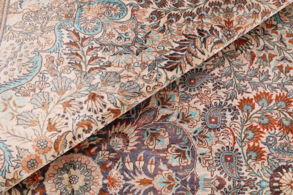 Qom Oriental Rug 155 × 240 cm, Silk, hand-knotted, exclusive — view 8 Qom Oriental Rug 155 × 240 cm, Silk, hand-knotted, exclusive — view 8