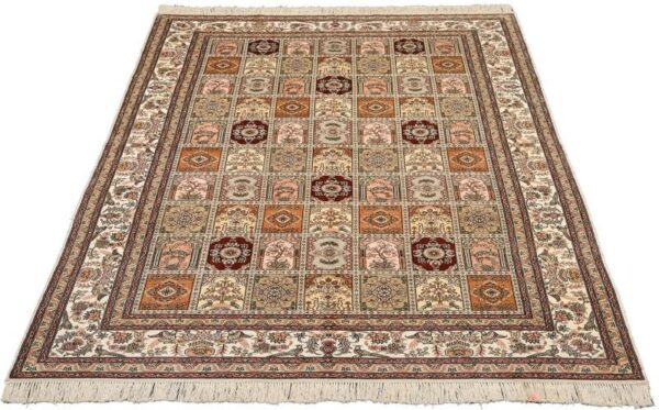 Qom Oriental Rug 157 × 245 cm, Silk, hand-knotted, very fine — view 2