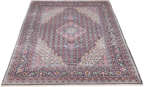 Qom Oriental Rug 184 × 276 cm, Silk, hand-knotted — view 2