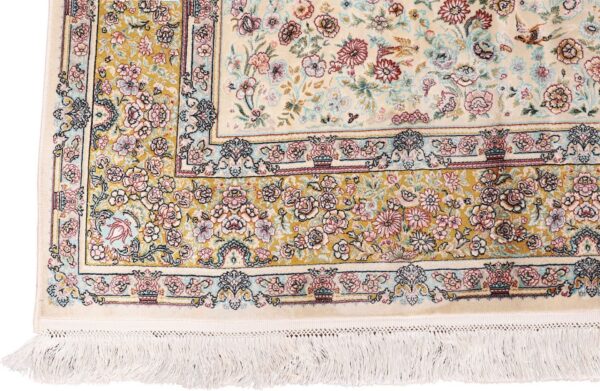 Qom Oriental Rug 200 × 300 cm, Silk, hand-knotted — view 5 Qom Oriental Rug 200 × 300 cm, Silk, hand-knotted — view 5