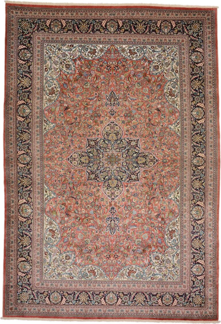 Qom Oriental Rug 202 × 302 cm, Silk, hand-knotted