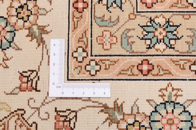 Qom Oriental Rug 245 × 302 cm, Silk, hand-knotted, exclusive — view 3