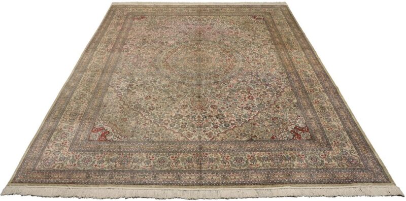 Qom Oriental Rug 275 × 370 cm, Silk, hand-knotted, exclusive — view 2