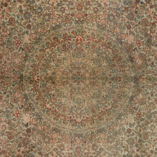 Qom Oriental Rug 275 × 370 cm, Silk, hand-knotted, exclusive — view 4