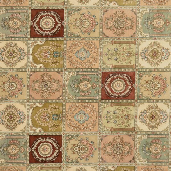 Qom Oriental Rug 280 × 360 cm, Silk, hand-knotted — view 4