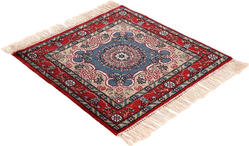 Qom Oriental Rug 45 × 45 cm, Silk, hand-knotted — view 4 Qom Oriental Rug 45 × 45 cm, Silk, hand-knotted — view 4