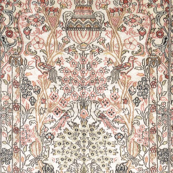 Qom Oriental Rug 78 × 117 cm, Silk, hand-knotted, exclusive — view 4 Qom Oriental Rug 78 × 117 cm, Silk, hand-knotted, exclusive — view 4