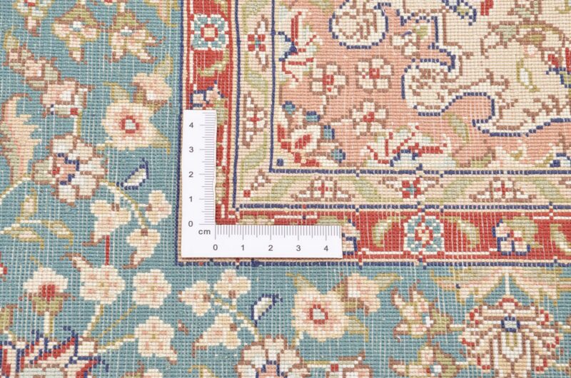 Qom Oriental Rug 78 × 121 cm, Silk, hand-knotted — view 4