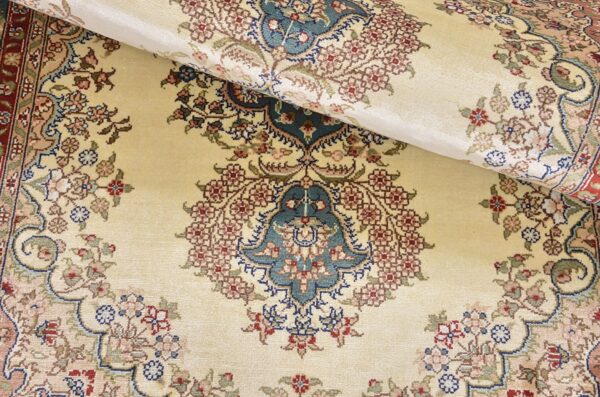 Qom Oriental Rug 78 × 121 cm, Silk, hand-knotted — view 5