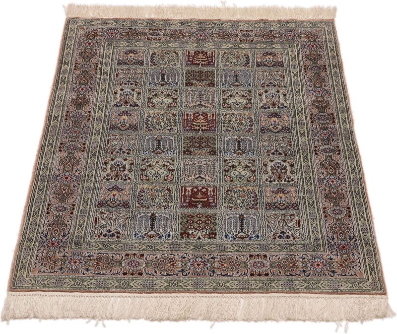 Qom Oriental Rug 78 × 122 cm, Silk, hand-knotted — view 2