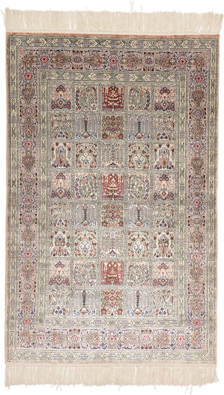 Qom Oriental Rug 78 × 122 cm, Silk, hand-knotted