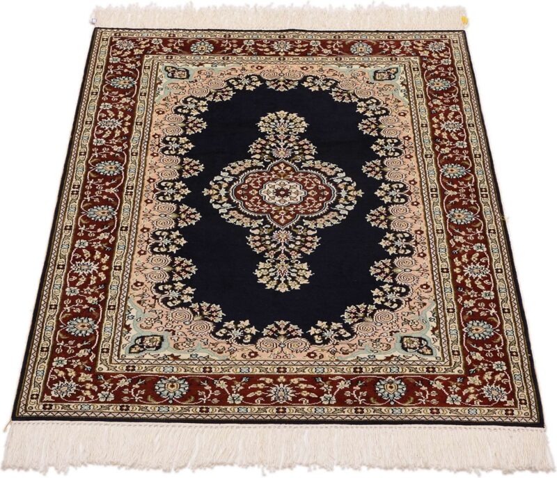 Qom Oriental Rug 79 × 121 cm, Silk, hand-knotted — view 2