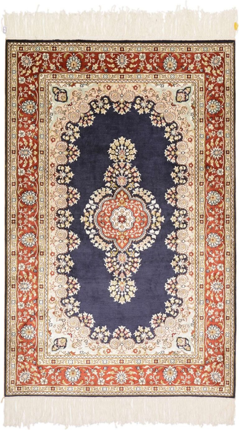 Qom Oriental Rug 79 × 121 cm, Silk, hand-knotted
