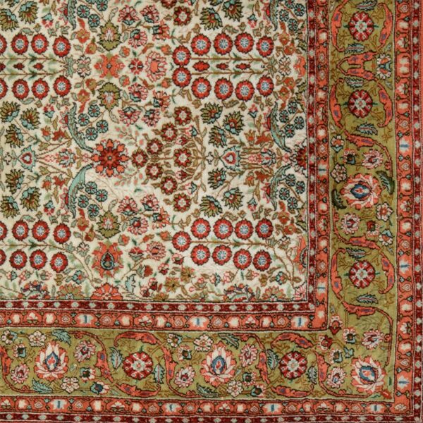 Qom Oriental Rug 91 × 157 cm, Wool, hand-knotted — view 4