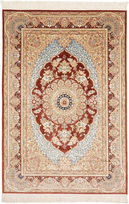 Qom Oriental Rug 92 × 136 cm, Silk, hand-knotted Qom Oriental Rug 92 × 136 cm, Silk, hand-knotted