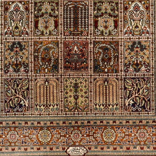 Qom Oriental Rug 93 × 152 cm, Silk, hand-knotted, antique — view 4