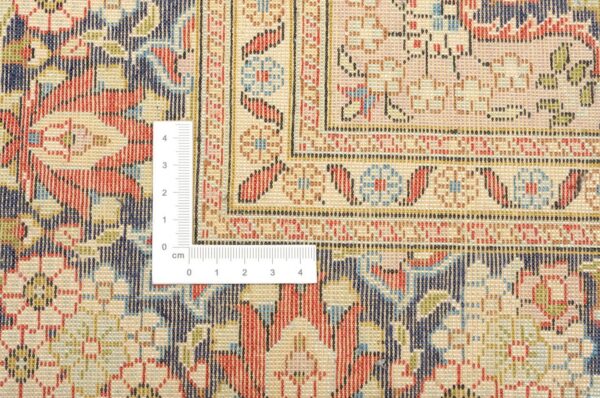 Qom Oriental Rug 94 × 150 cm, Silk, Multicolor, hand-knotted — view 3