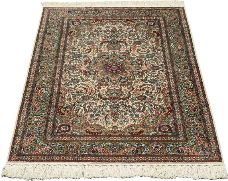 Qom Oriental Rug 94 × 153 cm, Silk, hand-knotted — view 2