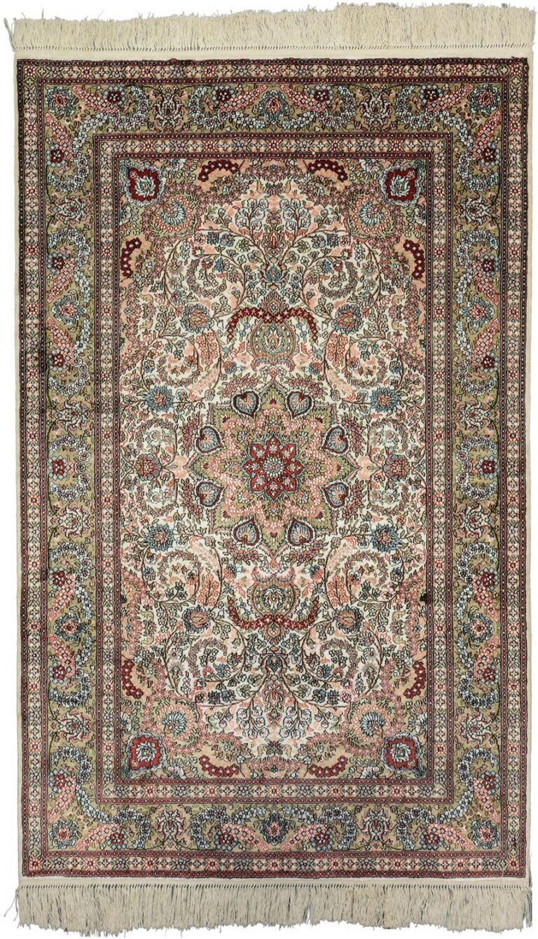 Qom Oriental Rug 94 × 153 cm, Silk, hand-knotted
