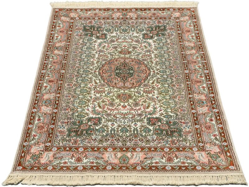 Qom Oriental Rug 94 × 154 cm, Silk, hand-knotted, exclusive — view 2