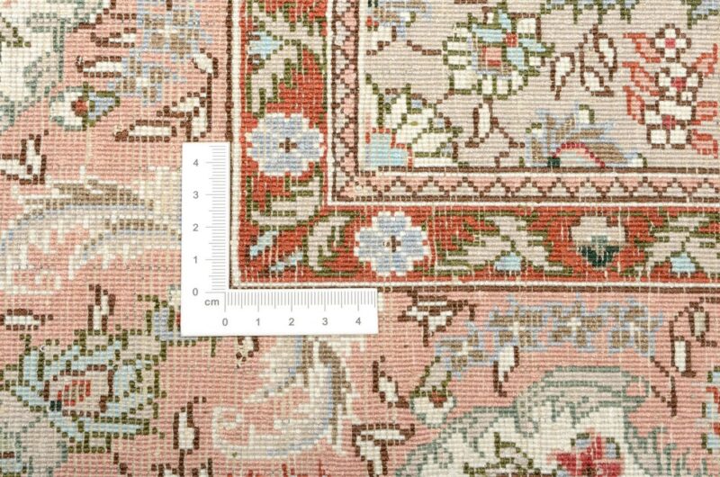 Qom Oriental Rug 94 × 154 cm, Silk, hand-knotted, exclusive — view 3