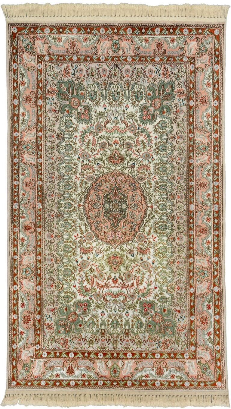 Qom Oriental Rug 94 × 154 cm, Silk, hand-knotted, exclusive