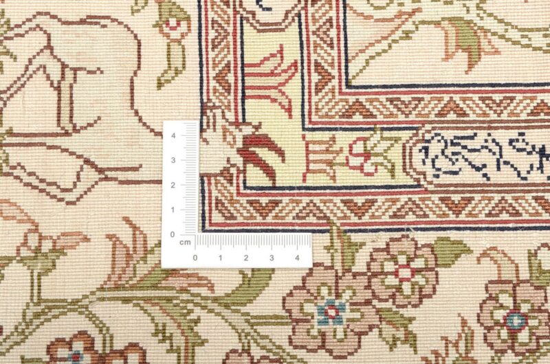 Qom Oriental Rug 95 × 156 cm, Silk, hand-knotted, exclusive — view 3
