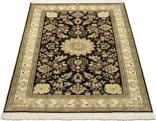 Qom Oriental Rug 95 × 157 cm, Silk, hand-knotted — view 2