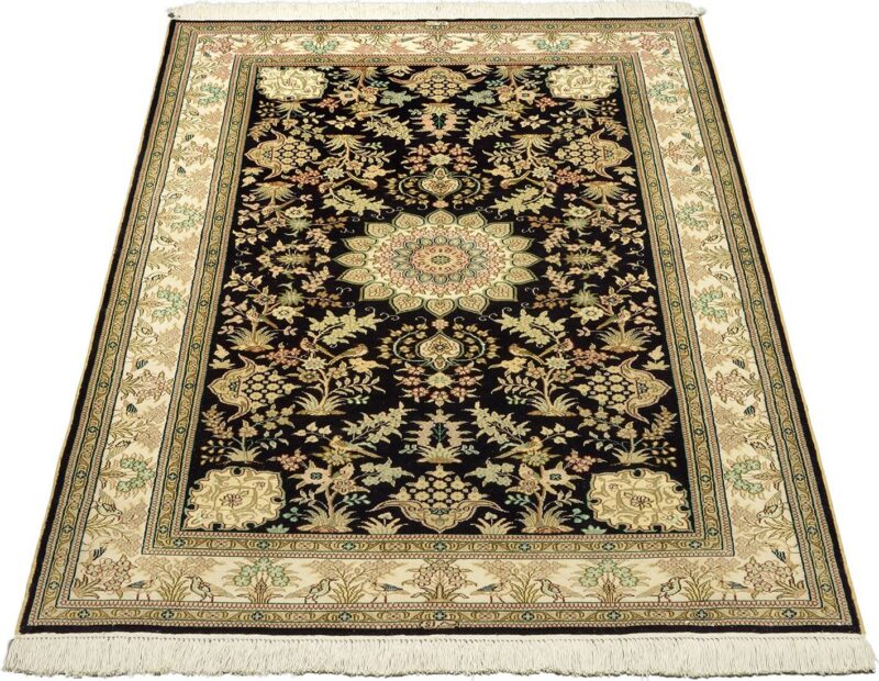 Qom Oriental Rug 95 × 157 cm, Silk, hand-knotted — view 2