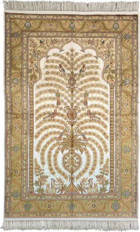 Hereke Oriental Rug 122 × 184 cm, Silk, hand-knotted