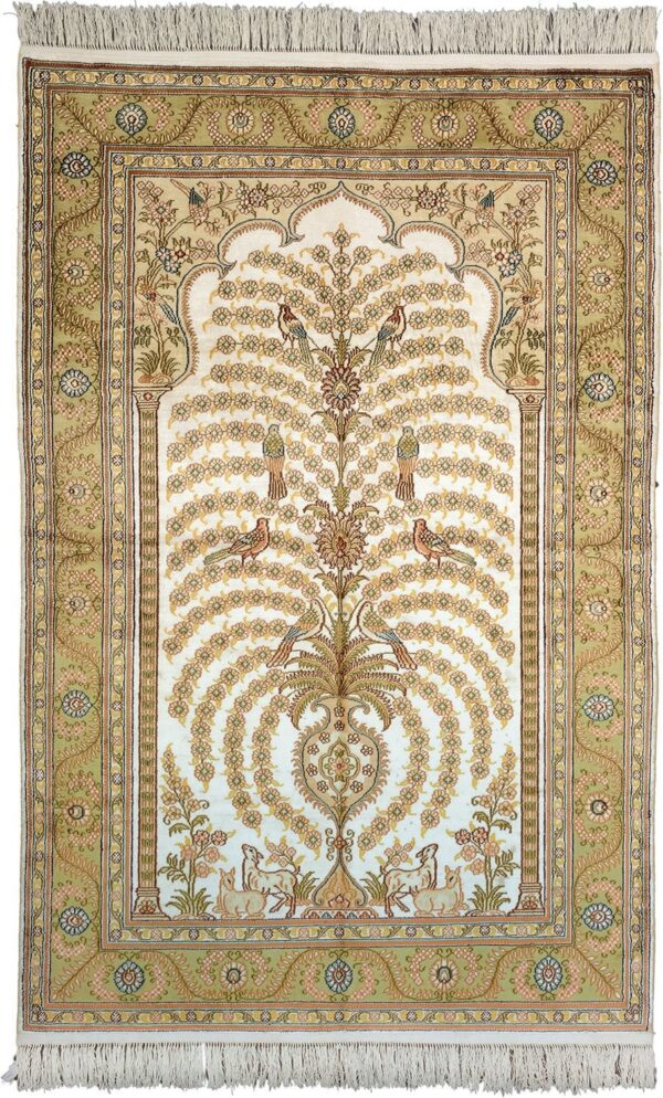 Hereke Oriental Rug 122 × 184 cm, Silk, hand-knotted