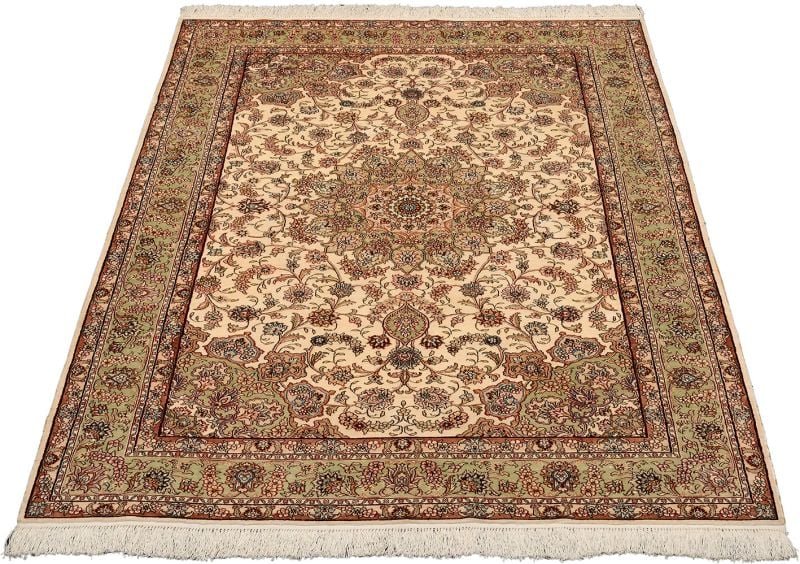 Hereke Oriental Rug 123 × 183 cm, Silk, hand-knotted — view 2