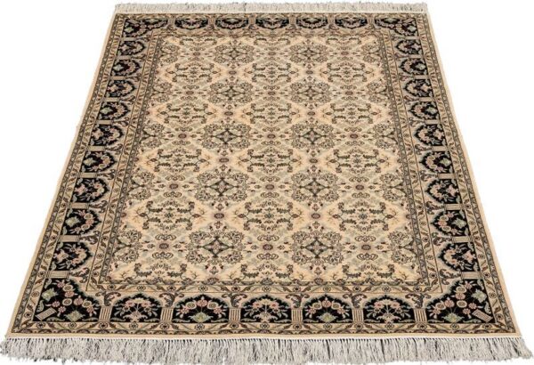 Hereke Oriental Rug 124 × 180 cm, Silk, White/Beige, hand-knotted — view 2