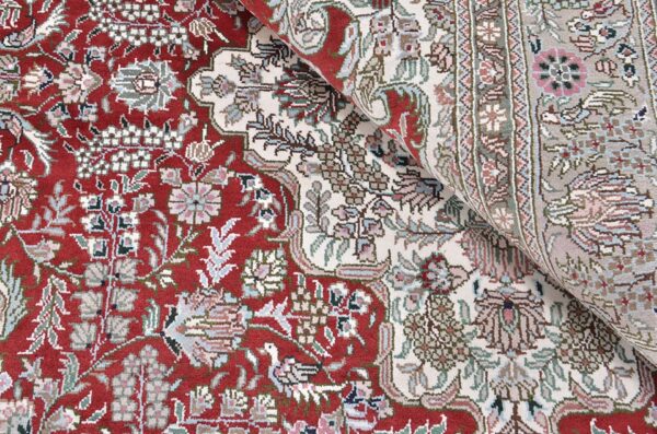 Hereke Oriental Rug 125 × 190 cm, Silk, Red/Orange, hand-knotted — view 5