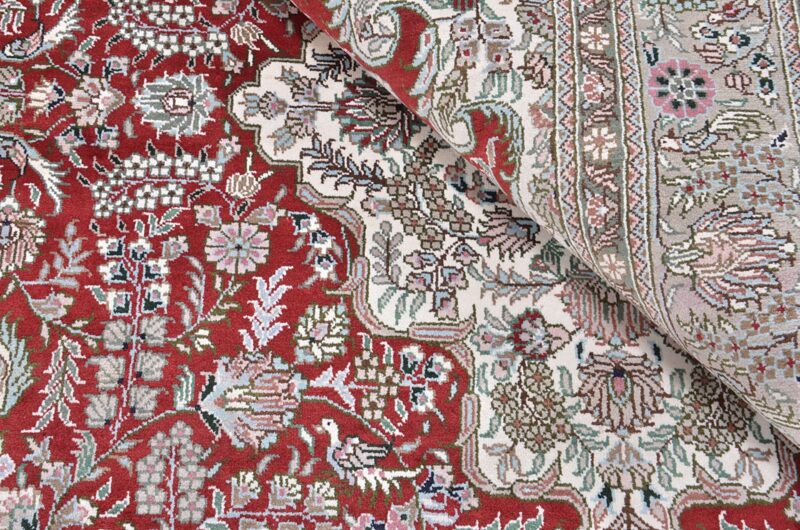 Hereke Oriental Rug 125 × 190 cm, Silk, Red/Orange, hand-knotted — view 5