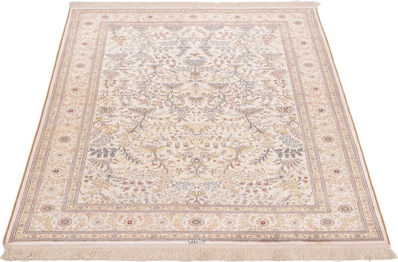 Hereke Oriental Rug 126 × 189 cm, Silk, hand-knotted — view 3