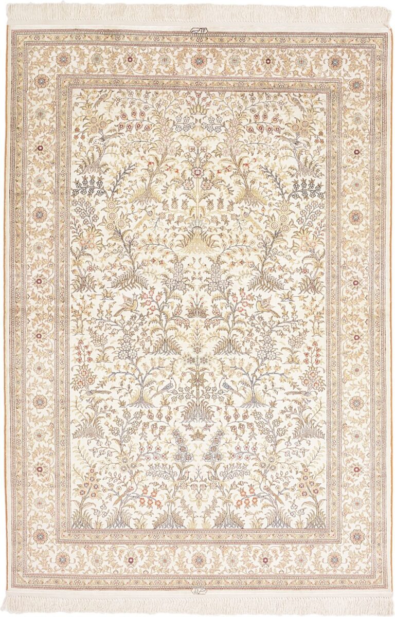 Hereke Oriental Rug 126 × 189 cm, Silk, hand-knotted