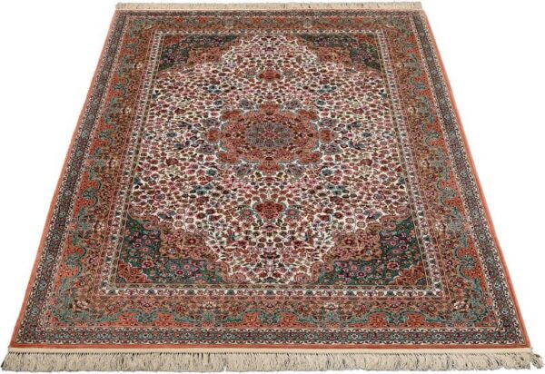 Hereke Oriental Rug 128 × 191 cm, Silk, hand-knotted — view 2 Hereke Oriental Rug 128 × 191 cm, Silk, hand-knotted — view 2