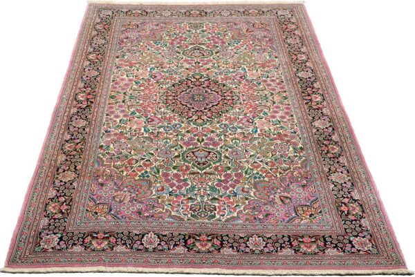 Hereke Oriental Rug 152 × 252 cm, Silk, hand-knotted — view 2