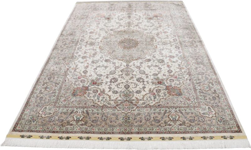 Hereke Oriental Rug 171 × 243 cm, Silk, hand-knotted — view 2