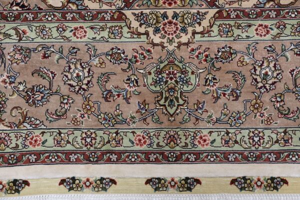 Hereke Oriental Rug 171 × 243 cm, Silk, hand-knotted — view 8